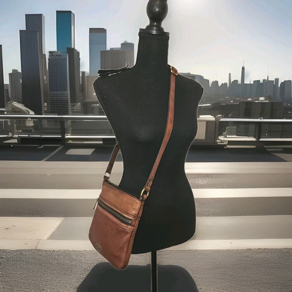 Fossil Small Brown Leather Crossbody Bag 8x8